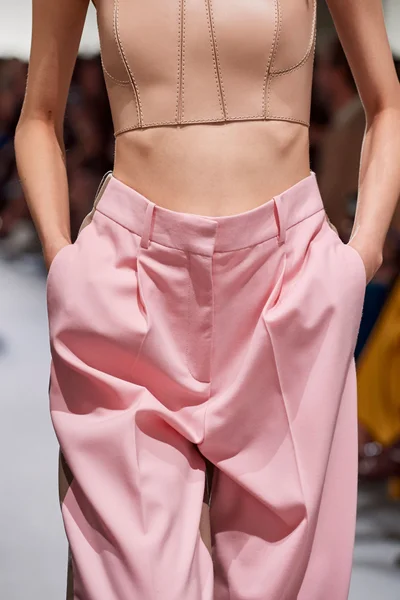 Look 53